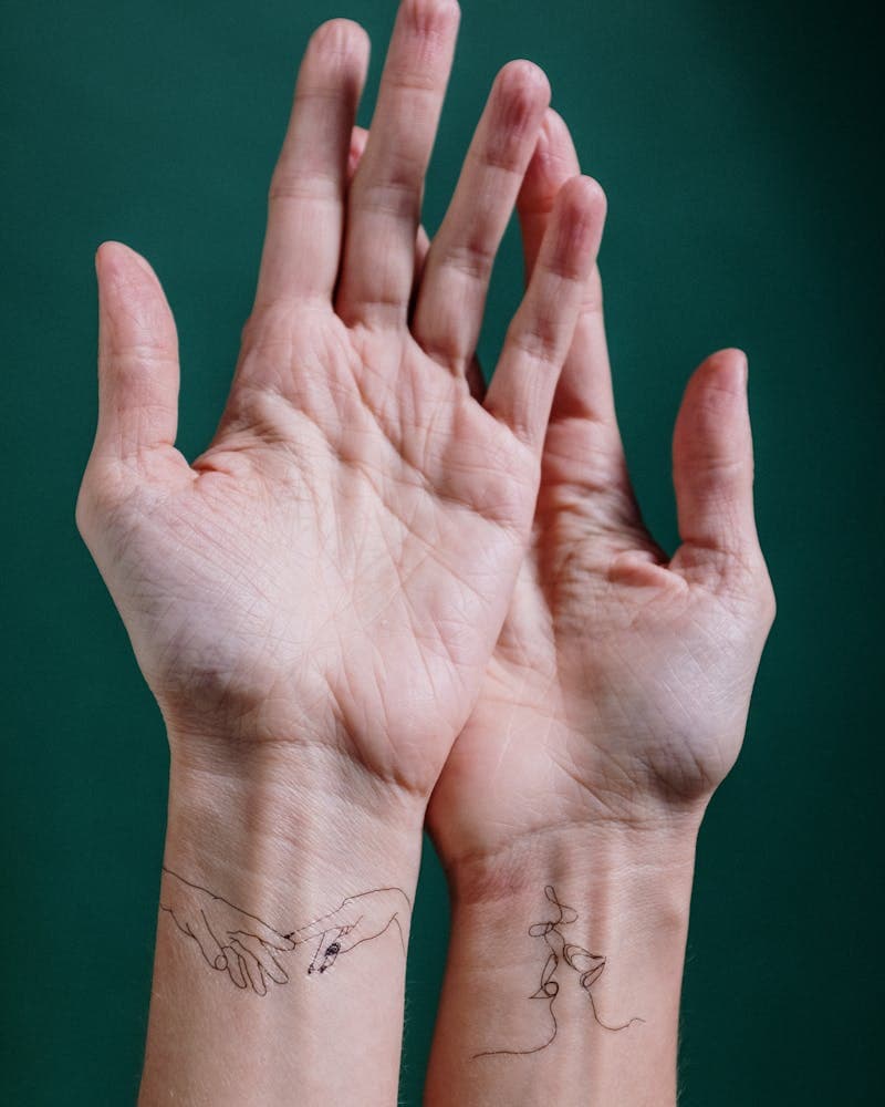 Fine line tattoo